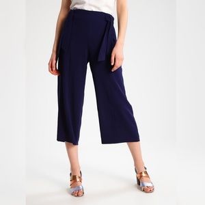 Club Monaco Navy Culotte Pant